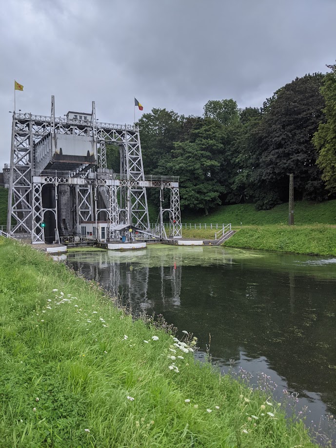 La Louvière, entre musées d’exception, patrimoine UNESCO et balades au fil de l’eau